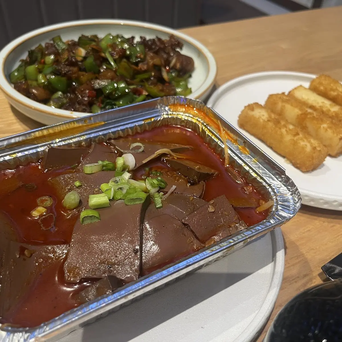 boiled duck blood 锡纸冒鸭血